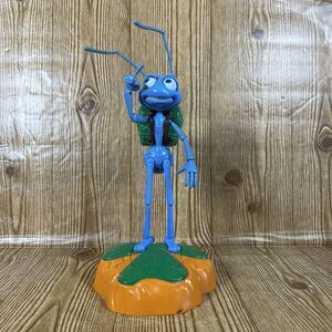 Disney Pixar A Bug's Life Electronic Talking Flik Room Guard Thinkway Toys Read